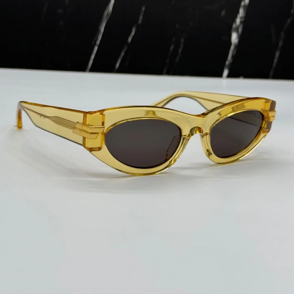 NEW BV1189S 004 BOTTEGA VENETA YELLOW GREY OVAL WOMEN SUNGLASSES - Picture 1 of 8